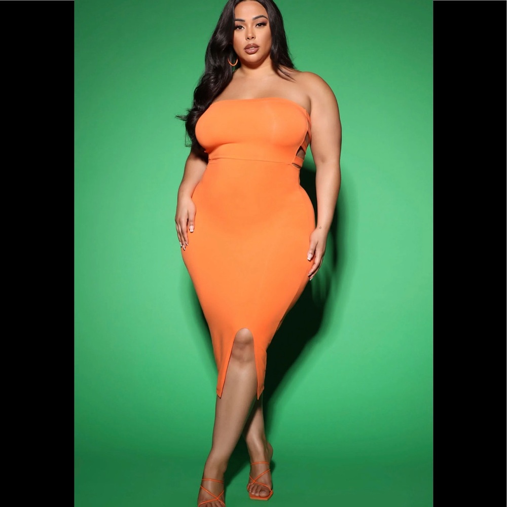 Brand New!!!! Dani Midi Dress - Orange